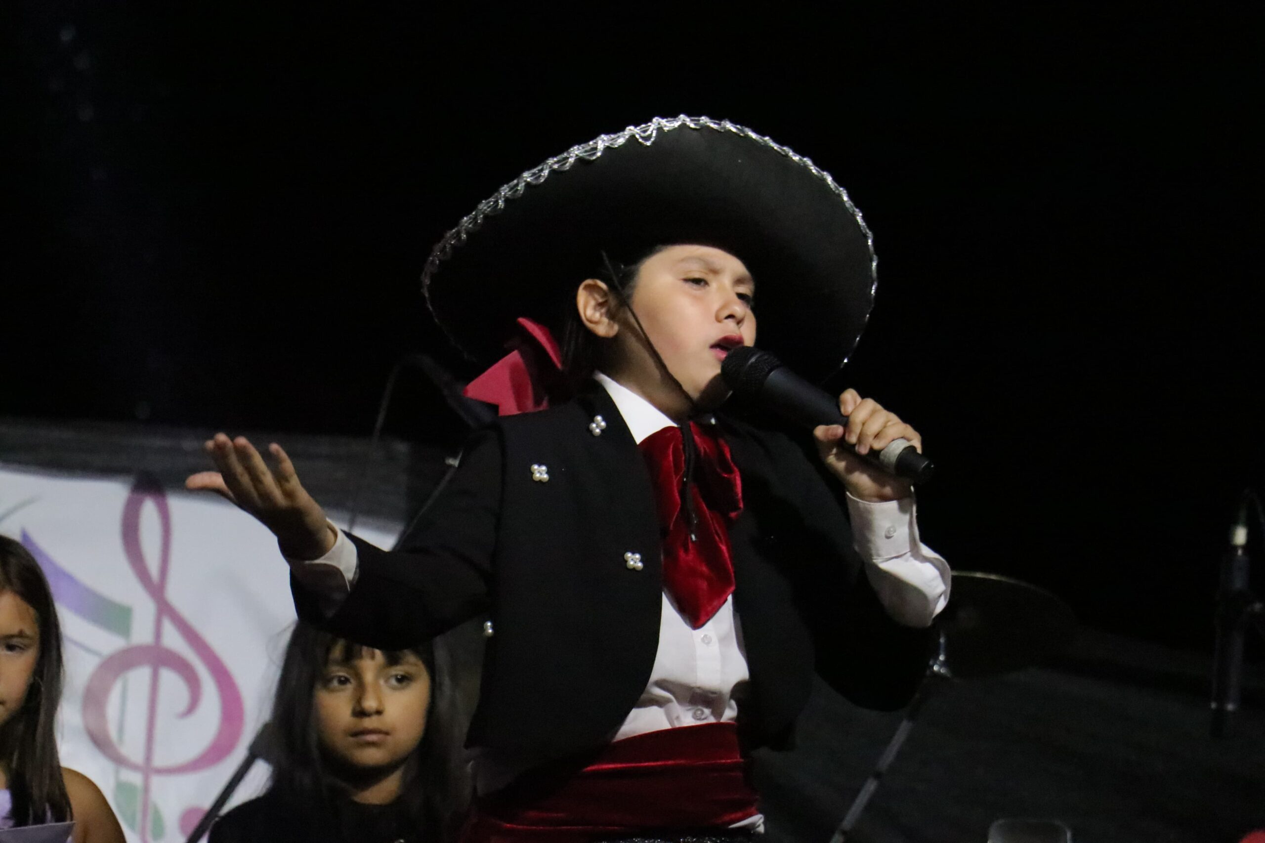 Festival El Curque llenó deleitó al público con talento y música en su IX versión