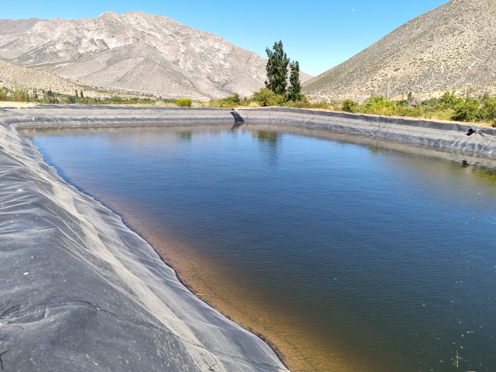 Desde INDAP se invita a que sus usuarios y usuarias conozcan beneficios y vean opción de acceder al crédito de enlace para obras de riego y/o drenaje
